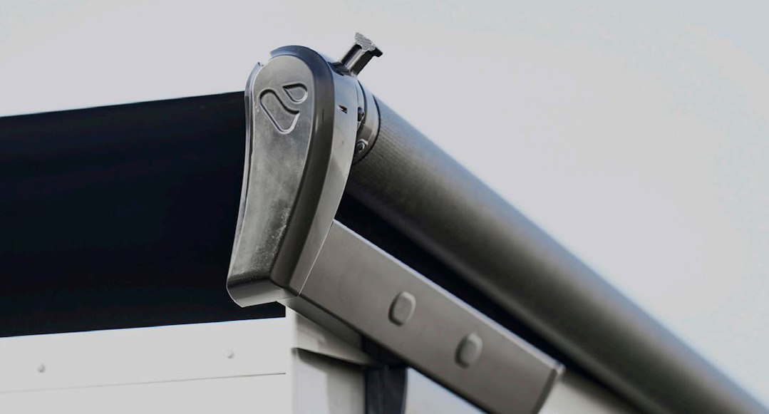 Velarium Slide Out Awning Awning Vs15011000A