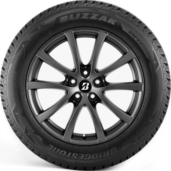 Bridgestone Blizzak DM-V2 Winter Tires