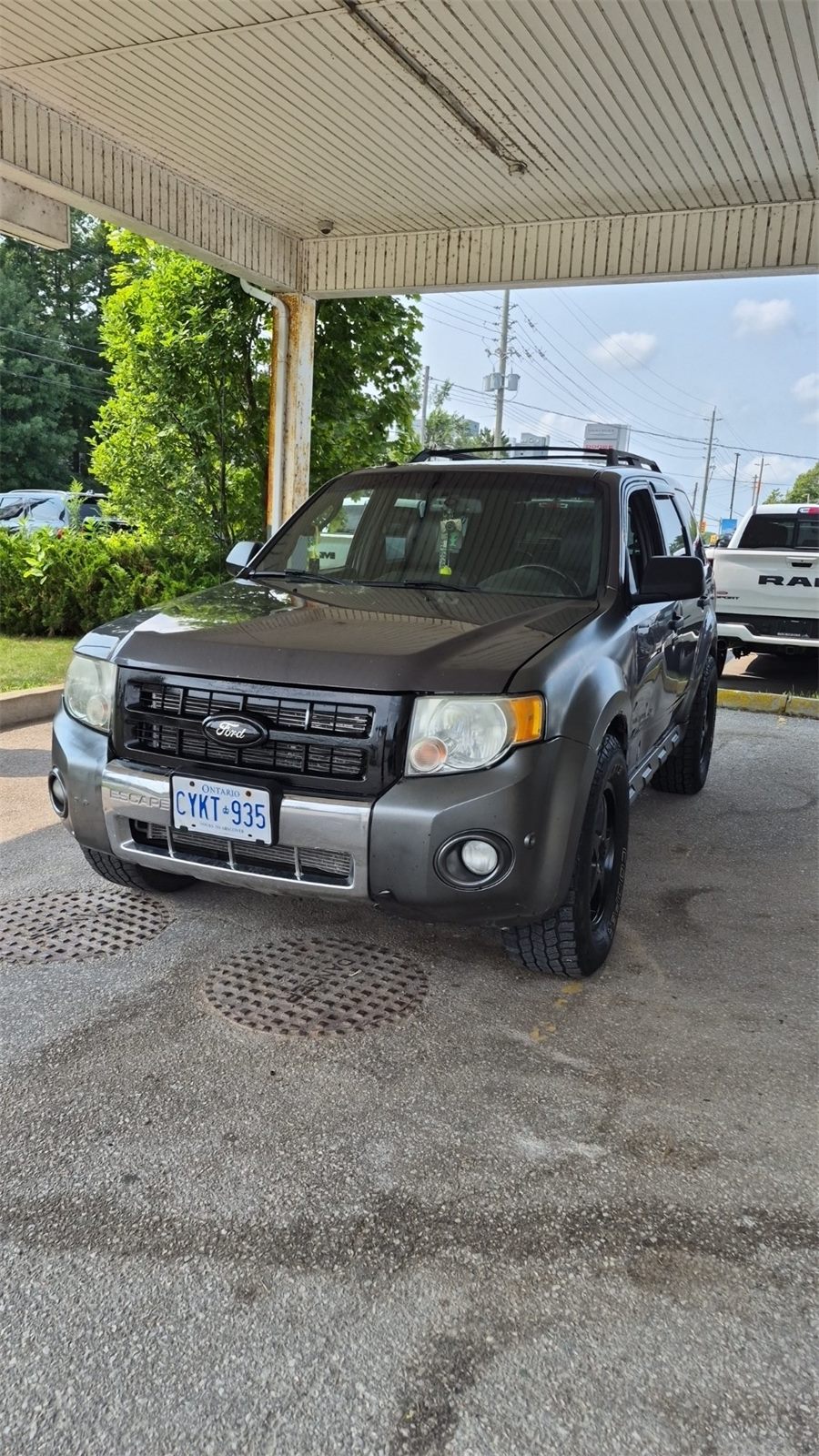 Daily driver on 17in rims with 33s wrapped - community build photo shared on PartsEngine